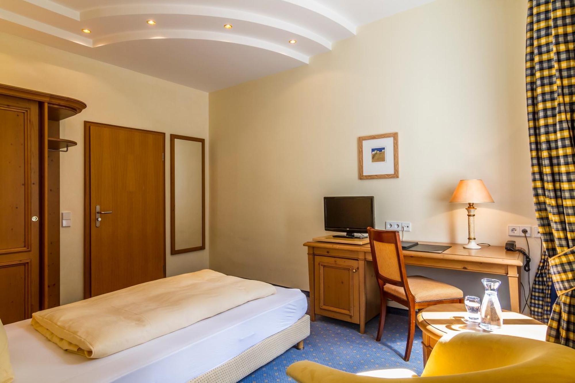 Waldhotel Bad Sulzburg Oda fotoğraf